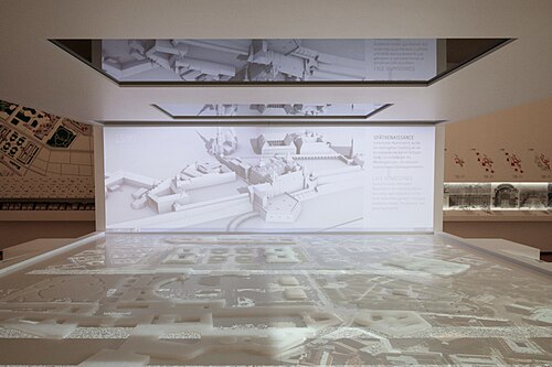 Wien - Innere Stadt - Heldenplatz Weltmuseum - 2018 06 10 - 75.jpg