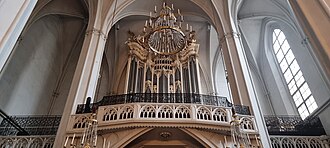 Die große Hauptorgel der Augustinerkirche