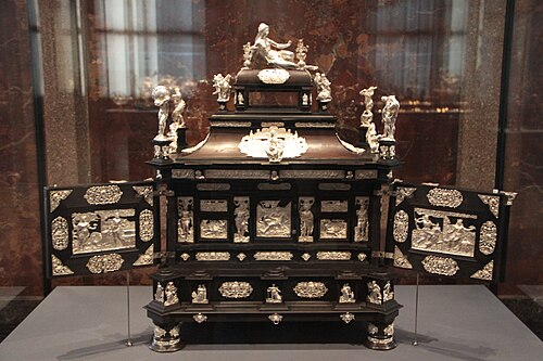 Kabinettschrank aus dem Besitz Erzherzog Ferdinands von Tirol