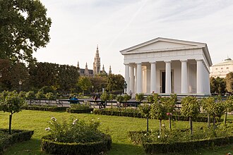 Volksgarten mit Theseustempel