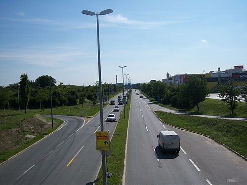 S2 beim Gewerbepark Stadlau