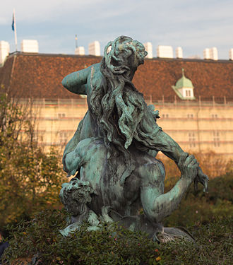 2013-11-01 Triton und Nymphe-Volksgarten Viktor Tilgner 6086.jpg
